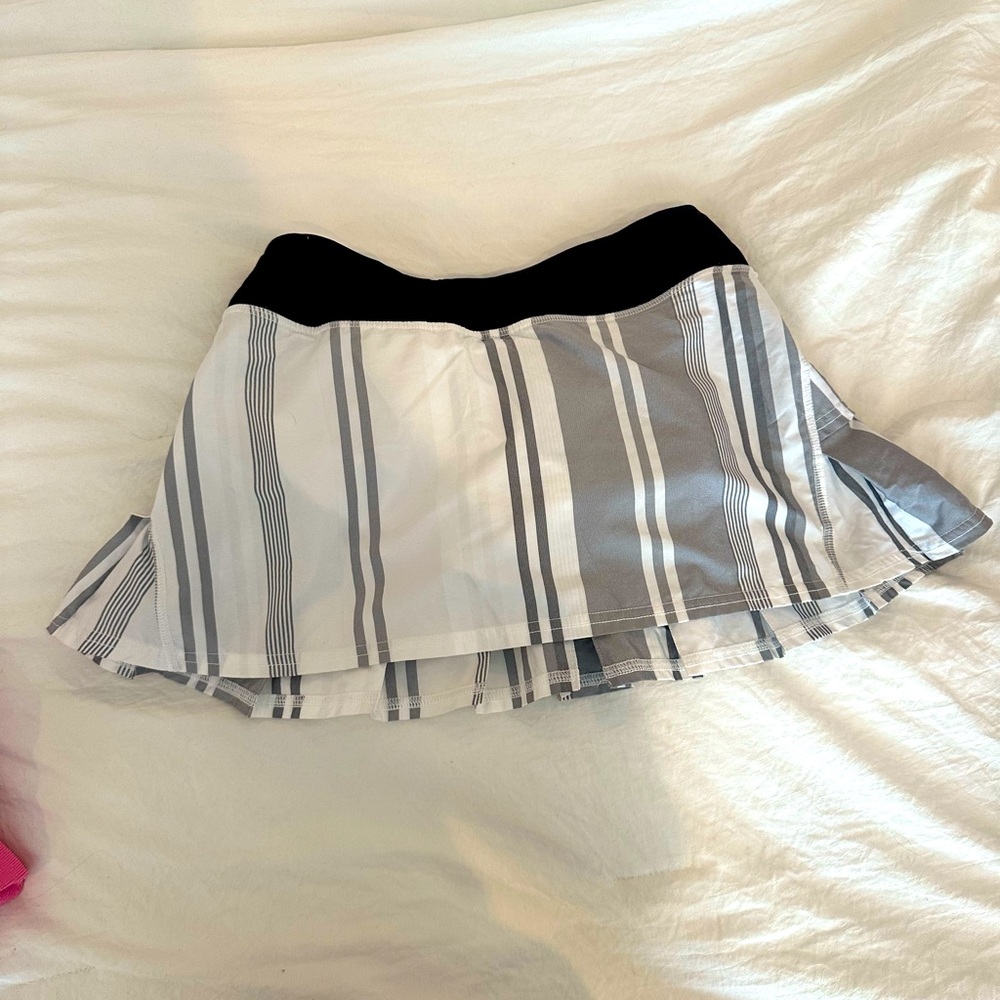 LULULEMON SKIRT!! NOT SOLD ANYMORE